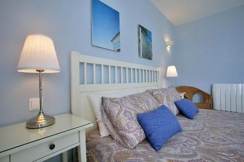 Your Vacation Retreat Right On The Beach Casares Hébergement de vacances