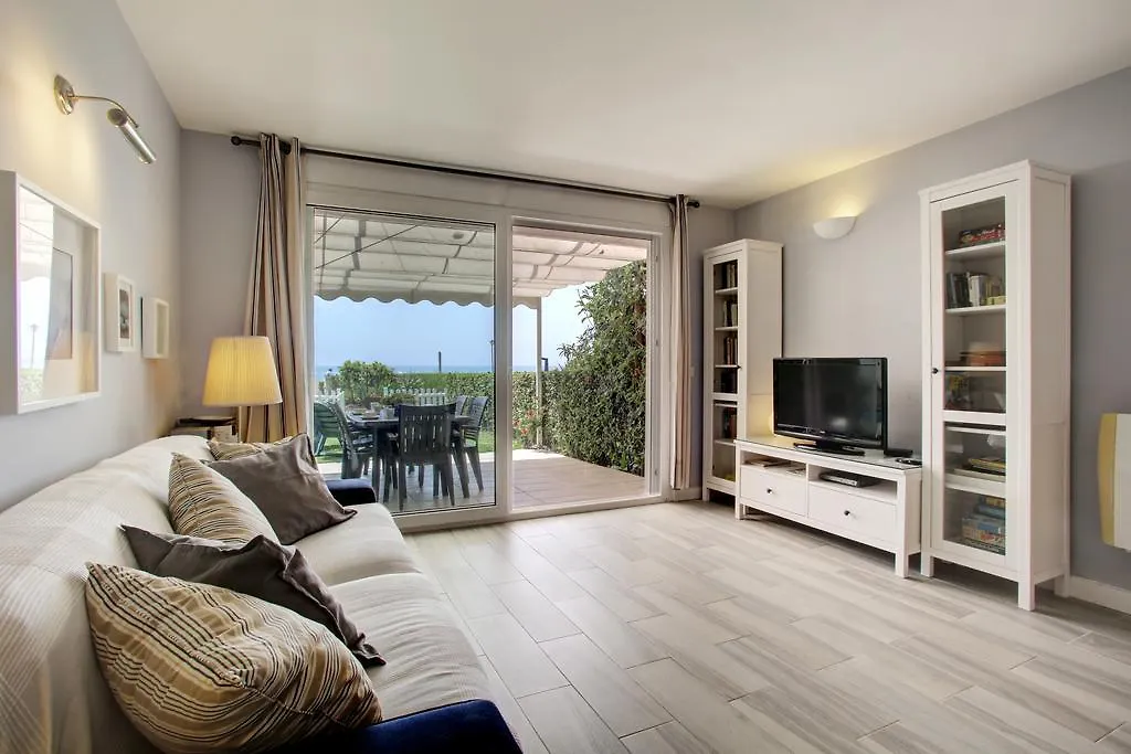 Your Vacation Retreat Right On The Beach Casares 0*,  Espagne